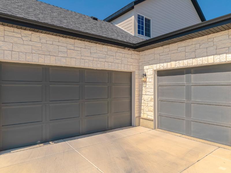 3 Signs You Need a Concrete Driveway Replacement Right Now
